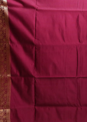 Purple Banarasi Silk Saree With Blouse Piece