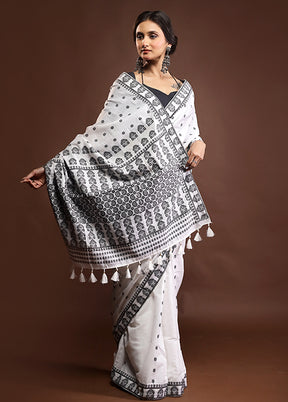 White Assam Silk Saree With Blouse Piece