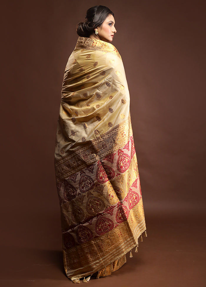 Cream Assam Silk Saree With Blouse Piece