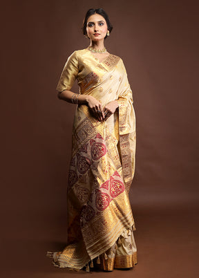 Cream Assam Silk Saree With Blouse Piece