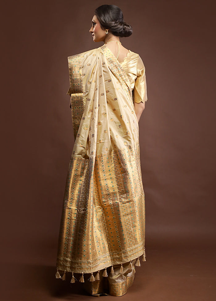 Cream Assam Silk Saree With Blouse Piece