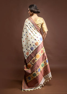 Cream Assam Silk Saree With Blouse Piece