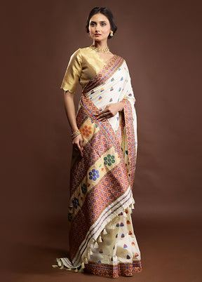 Cream Assam Silk Saree With Blouse Piece