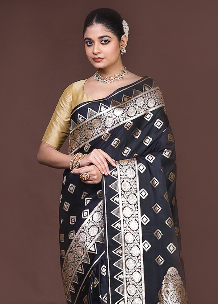 Black Banarasi Silk Saree With Blouse Piece