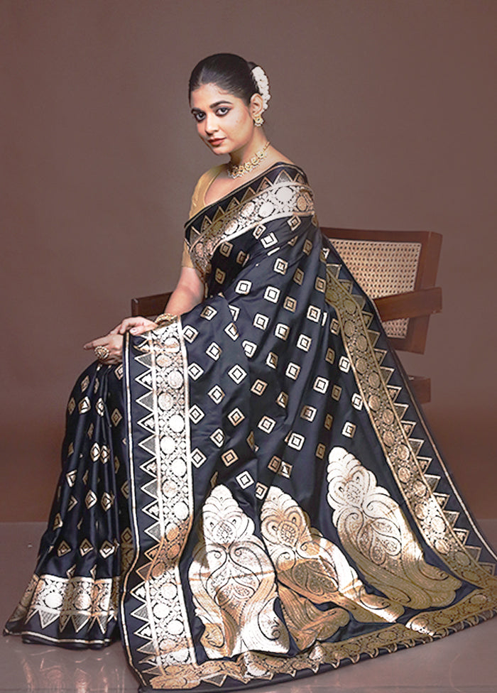 Black Banarasi Silk Saree With Blouse Piece