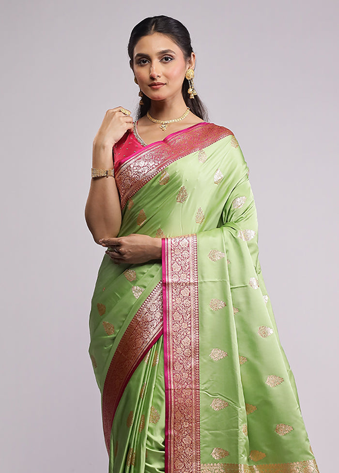 Green Banarasi Silk Saree With Blouse Piece