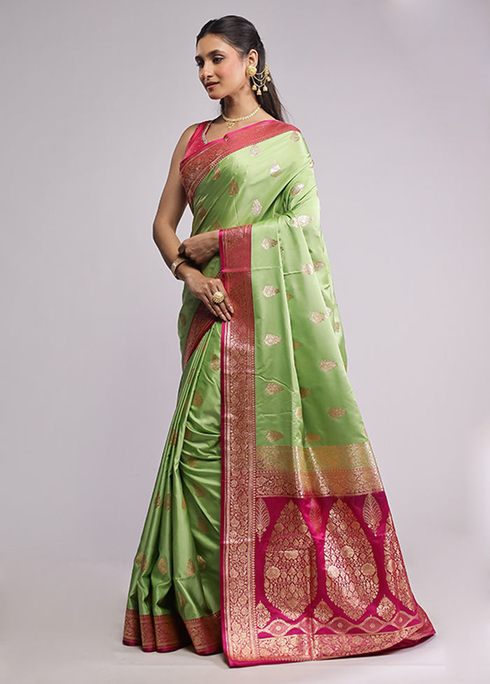 Green Banarasi Silk Saree With Blouse Piece