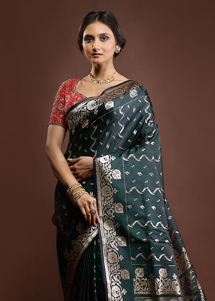 Green Banarasi Silk Saree With Blouse Piece