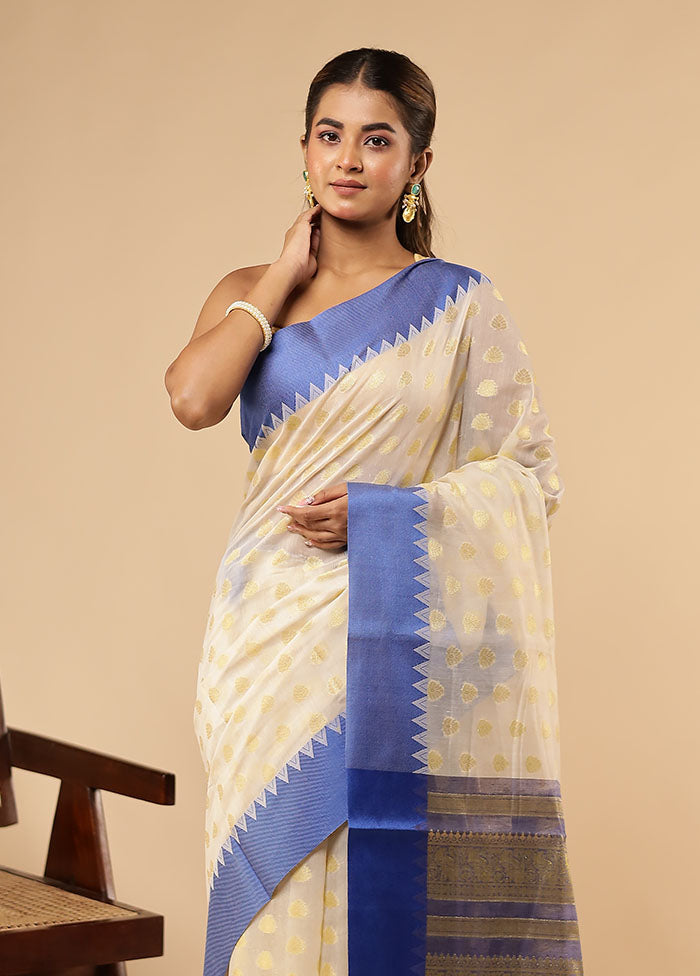 Cream Cotton Saree With Blouse Piece