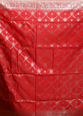 Red Banarasi Silk Saree With Blouse Piece