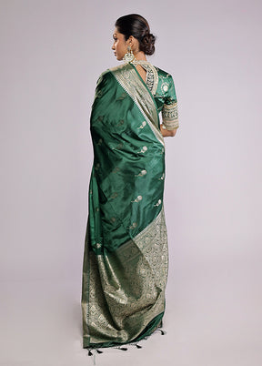 Green Dupion Silk Saree With Blouse Piece