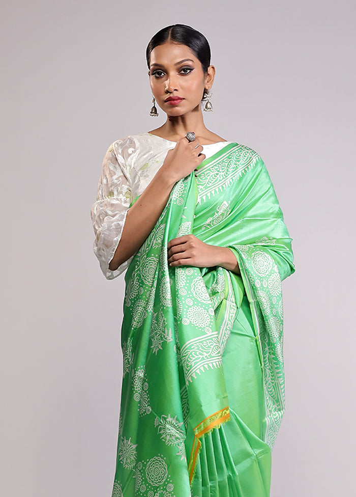 Green Printed Pure Silk Saree Without Blouse Piece