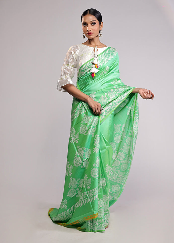 Green Printed Pure Silk Saree Without Blouse Piece
