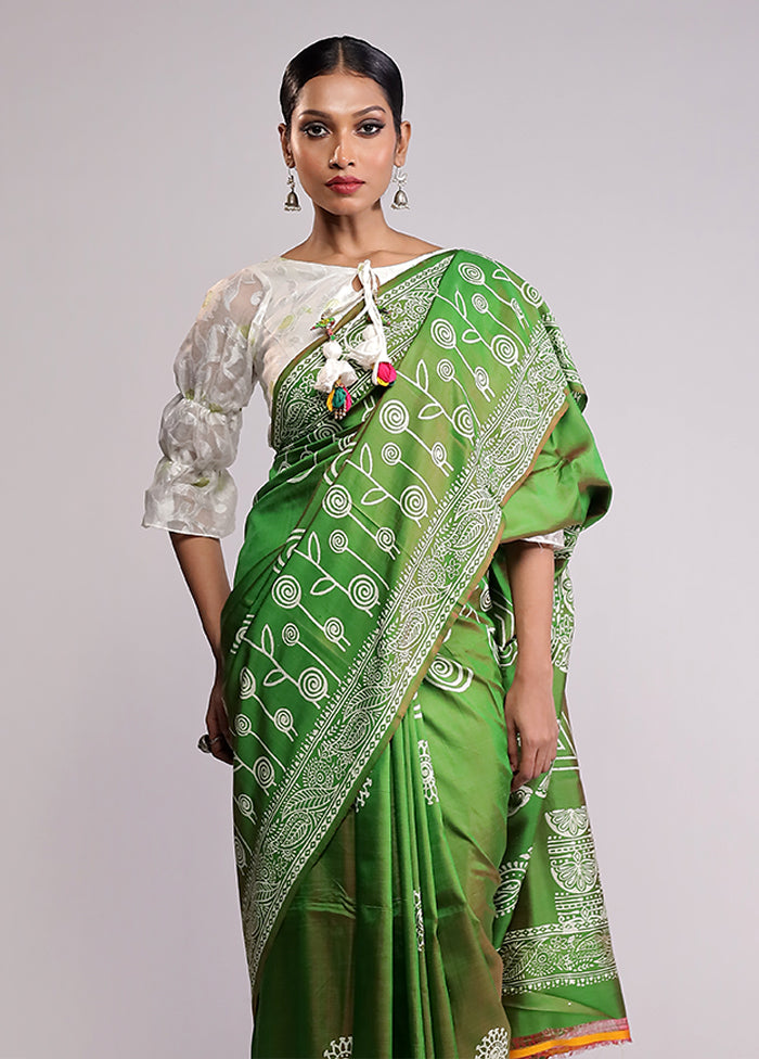 Green Printed Pure Silk Saree Without Blouse Piece
