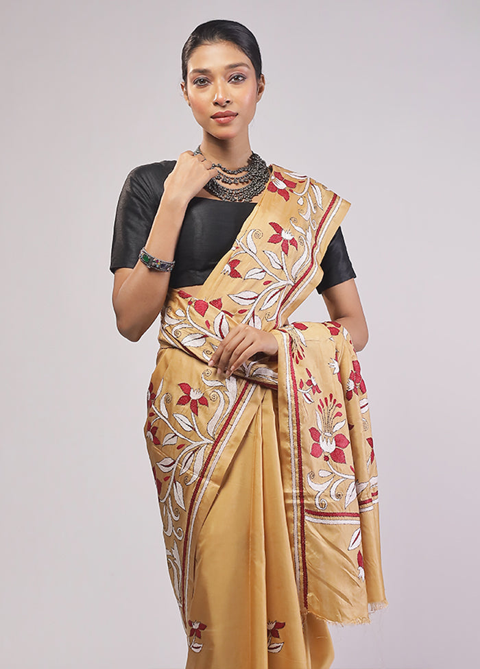 Cream Kantha Stitch Silk Saree With Blouse Piece