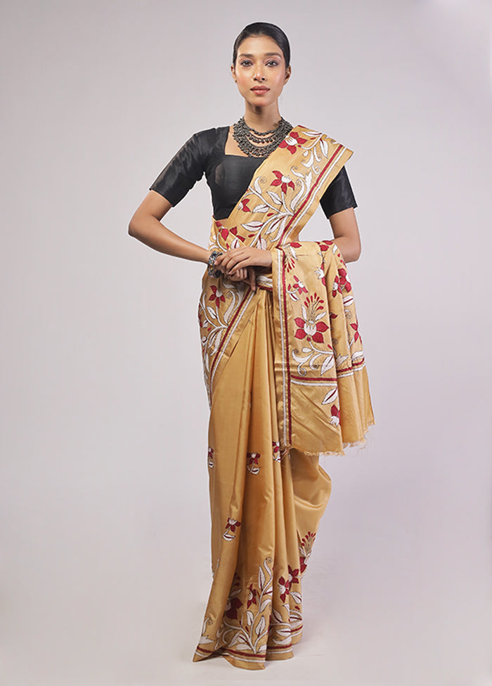 Cream Kantha Stitch Silk Saree With Blouse Piece