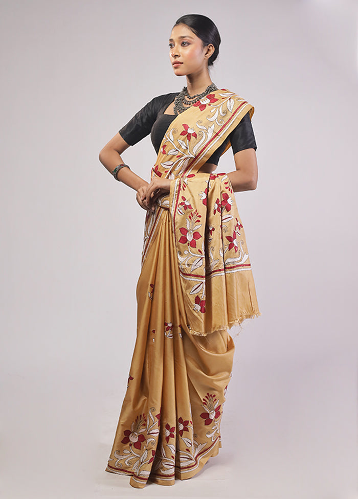 Cream Kantha Stitch Silk Saree With Blouse Piece