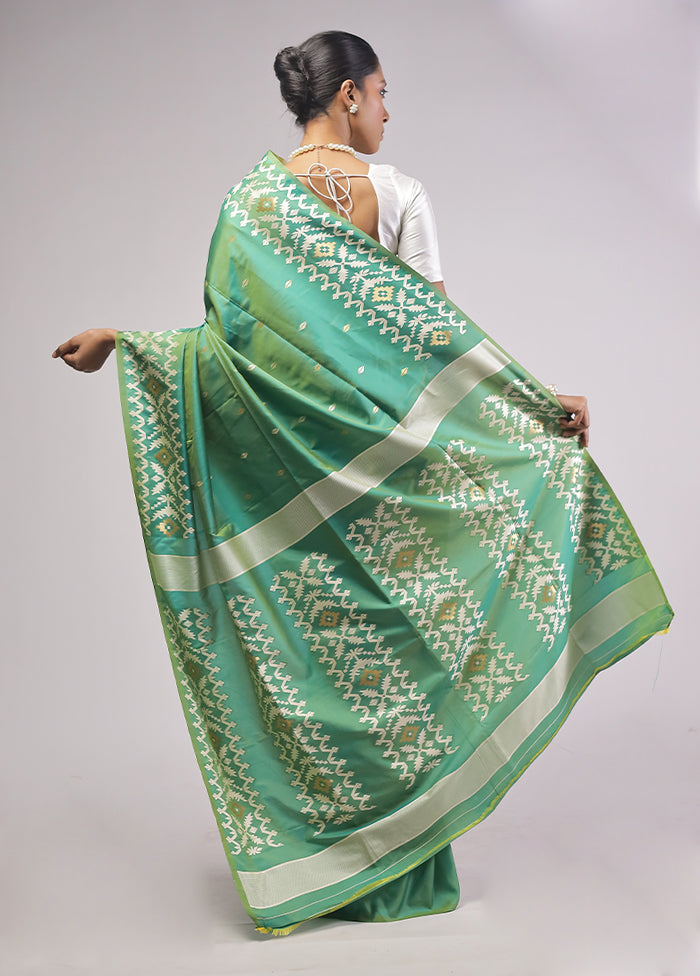 Green Dupion Silk Saree With Blouse Piece