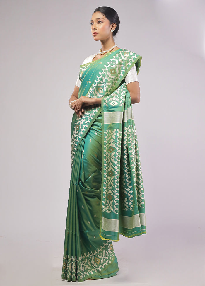 Green Dupion Silk Saree With Blouse Piece