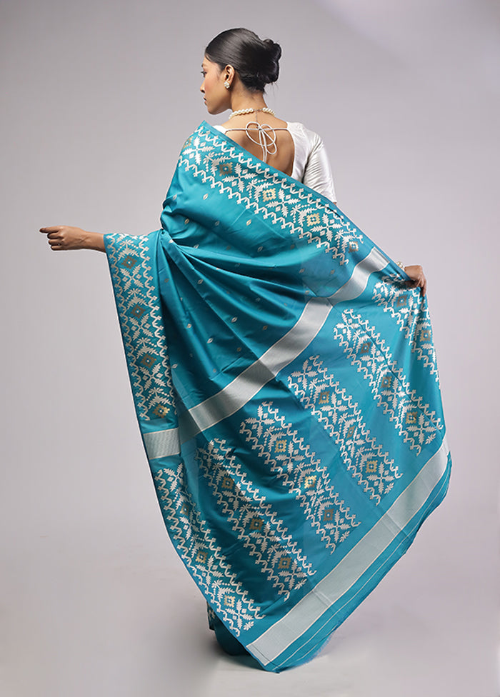 Blue Dupion Silk Saree With Blouse Piece