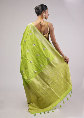 Green Dupion Silk Saree With Blouse Piece