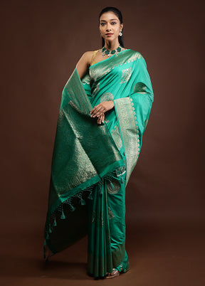 Green Dupion Silk Saree With Blouse Piece
