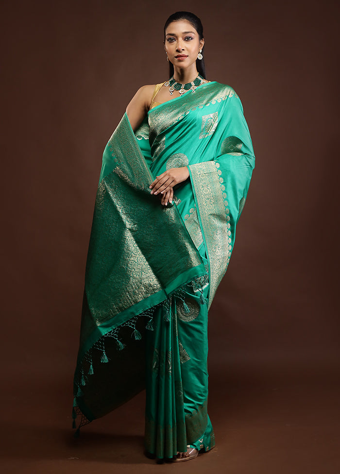 Green Dupion Silk Saree With Blouse Piece