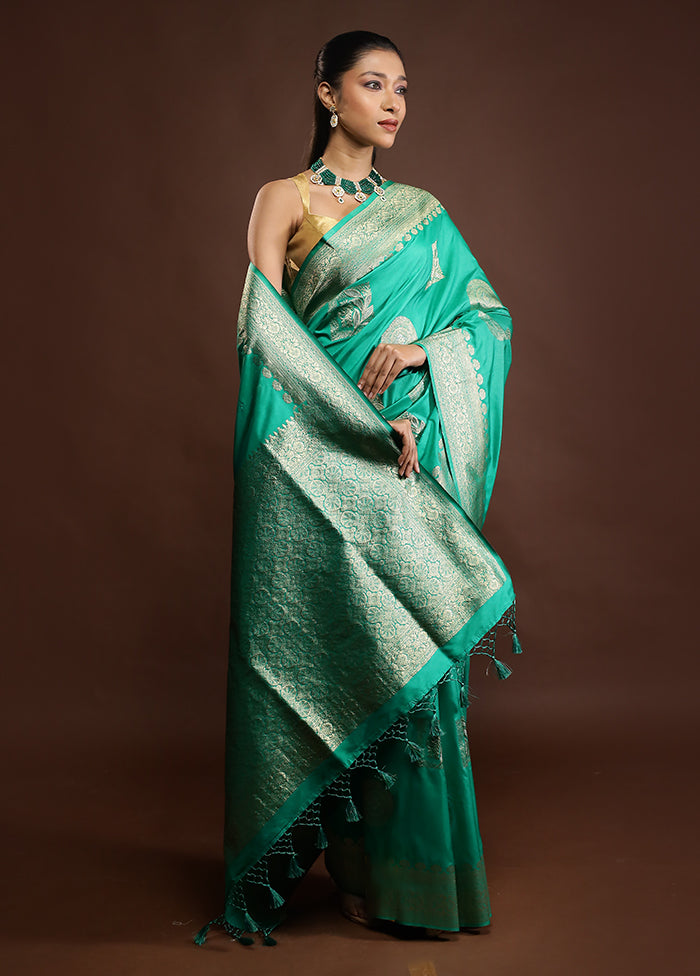 Green Dupion Silk Saree With Blouse Piece