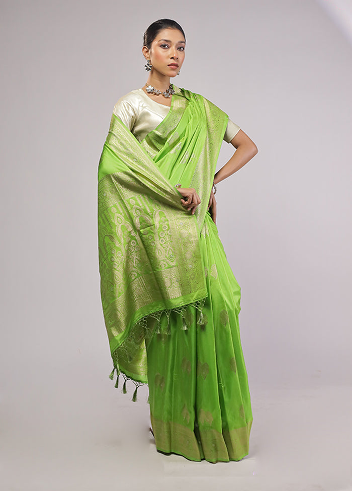 Green Dupion Silk Saree With Blouse Piece