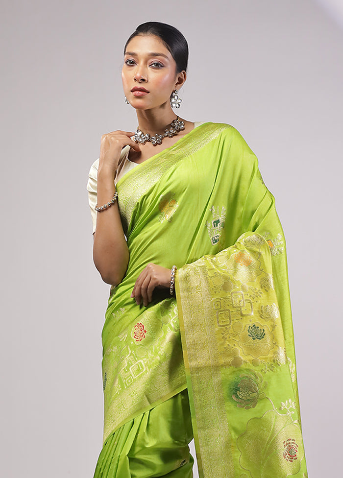 Green Dupion Silk Saree With Blouse Piece