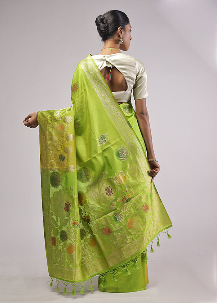 Green Dupion Silk Saree With Blouse Piece