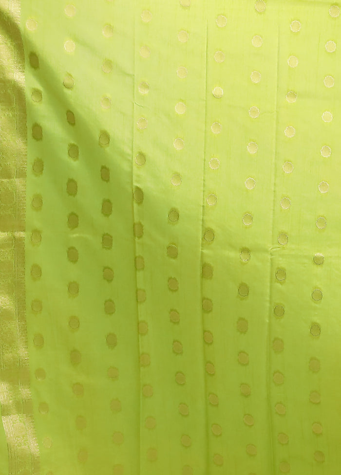 Green Dupion Silk Saree With Blouse Piece