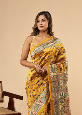Yellow Printed Pure Silk Saree With Blouse Piece