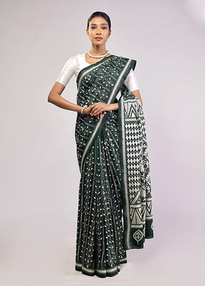 Green Handloom Kantha Stitch Pure Silk Saree With Blouse Piece