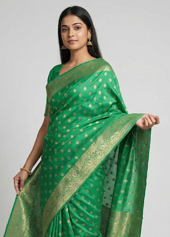Green Dupion Silk Saree With Blouse Piece