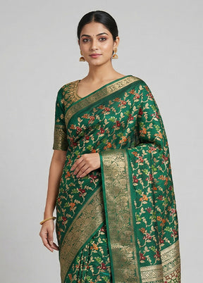 Green Cotton Saree With Blouse Piece