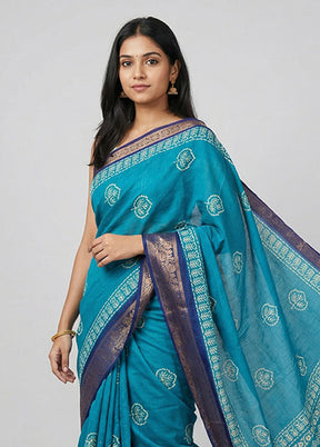 Blue Cotton Saree With Blouse Piece