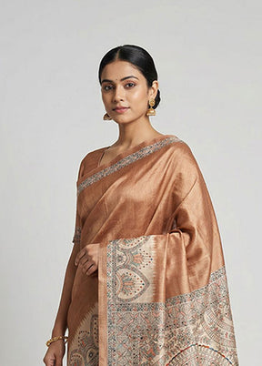 Green Printed Silk Saree Without Blouse Piece