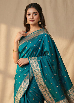 Green Dupion Silk Saree With Blouse Piece