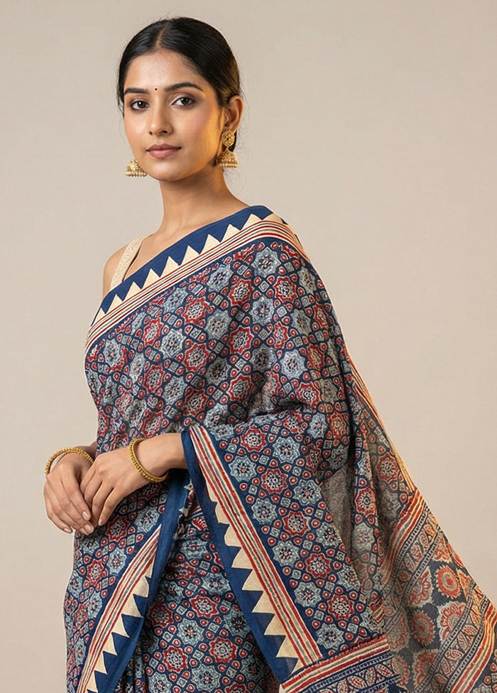 Blue Printed Silk Saree Without Blouse Piece