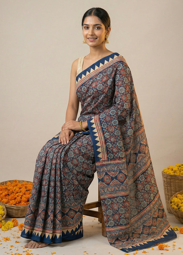 Blue Printed Silk Saree Without Blouse Piece