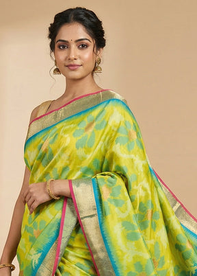 Green Dupion Silk Saree With Blouse Piece