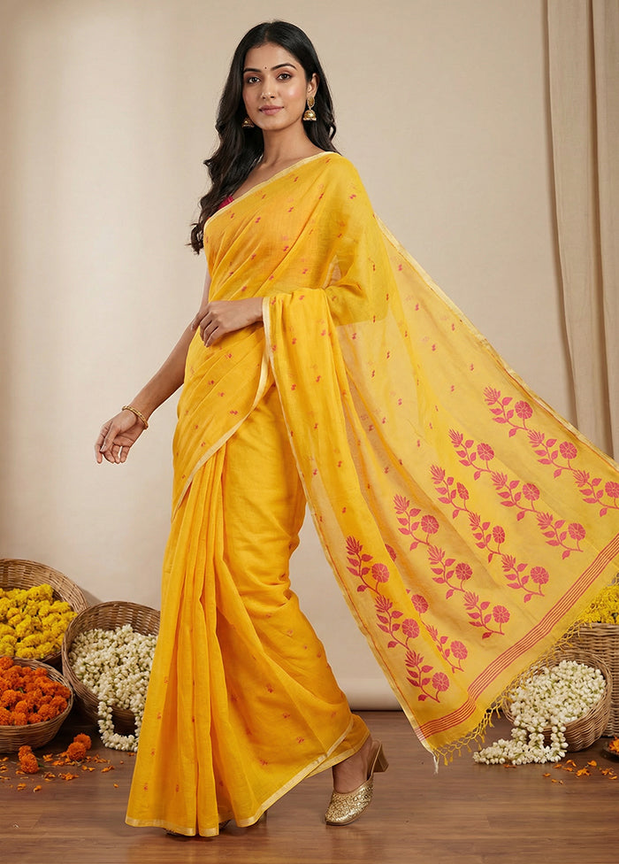 Yellow Matka Silk Saree With Blouse Piece
