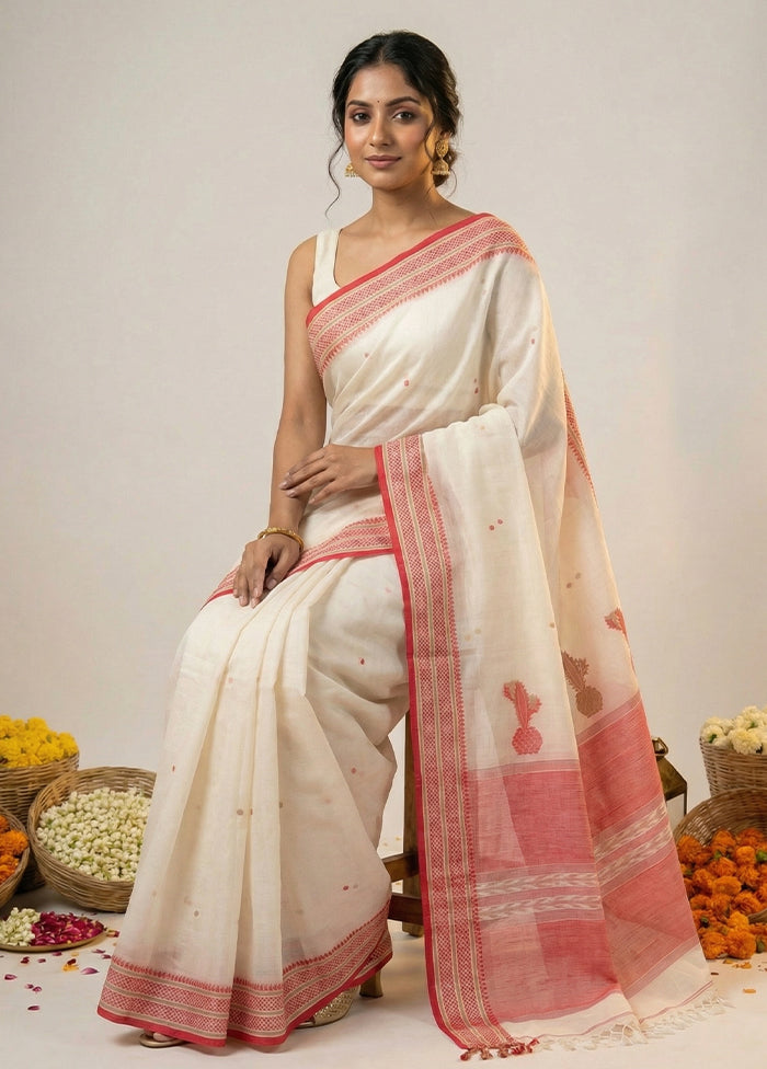 White Matka Silk Saree With Blouse Piece