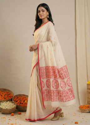 White Matka Silk Saree With Blouse Piece