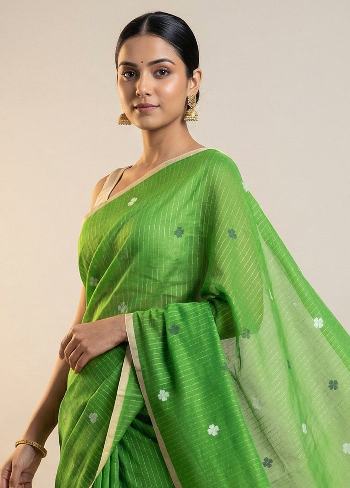 Green Matka Silk Saree With Blouse Piece