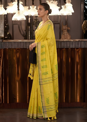 Yellow Matka Silk Saree With Blouse Piece