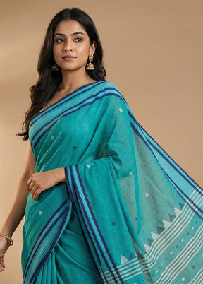 Green Matka Silk Saree With Blouse Piece