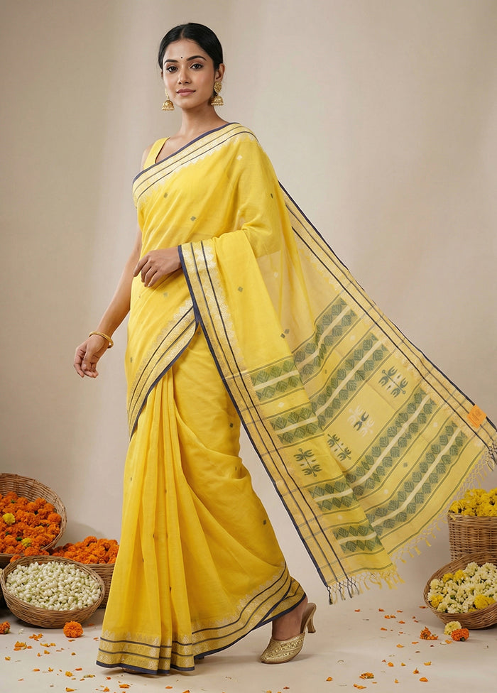 Yellow Matka Silk Saree With Blouse Piece
