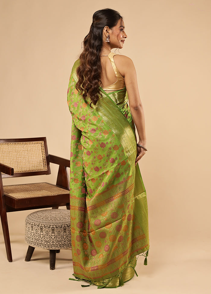 Green Dupion Silk Saree With Blouse Piece